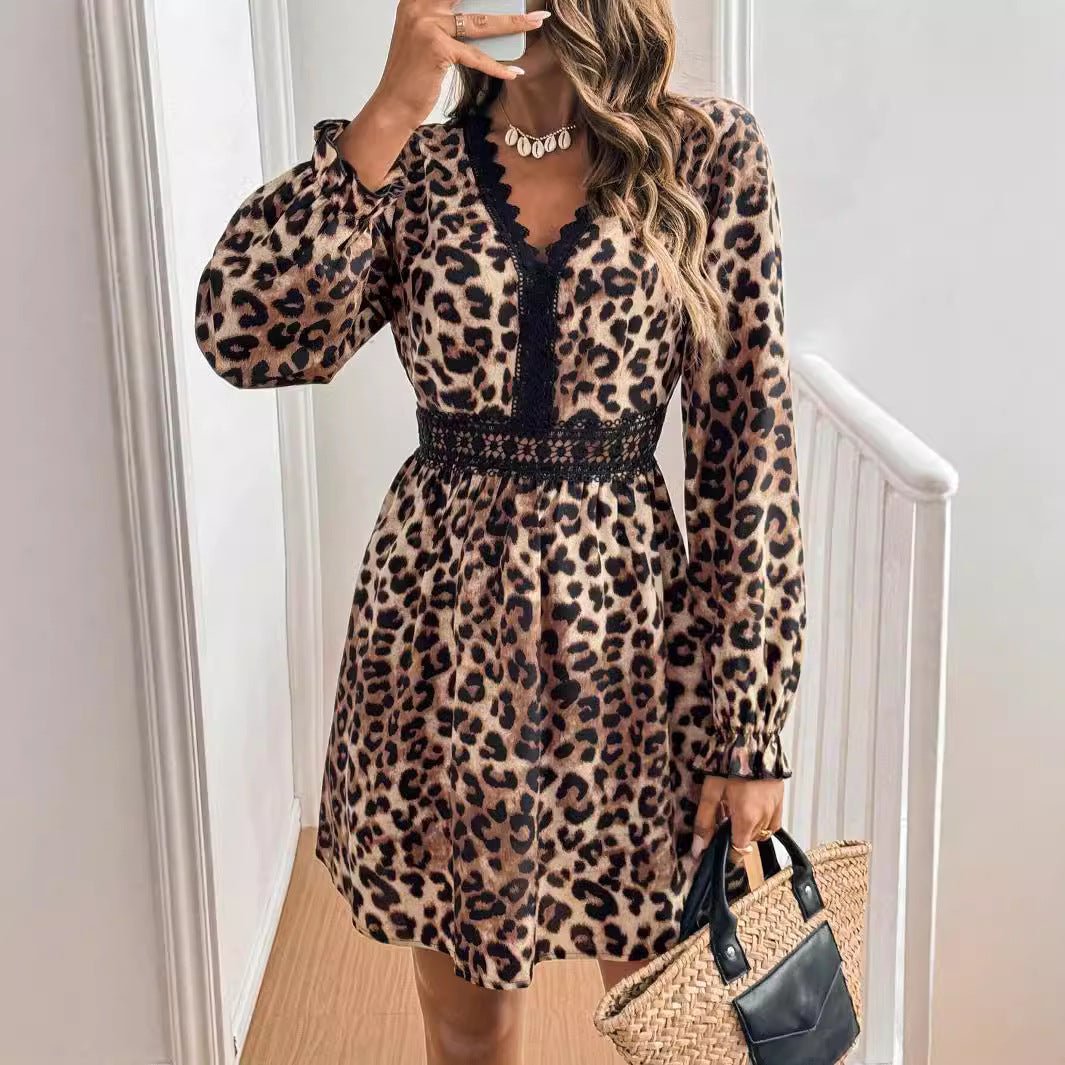 2025 French women's retro style V-neck leopard print long-sleeved lace patchwork long-sleeved dress