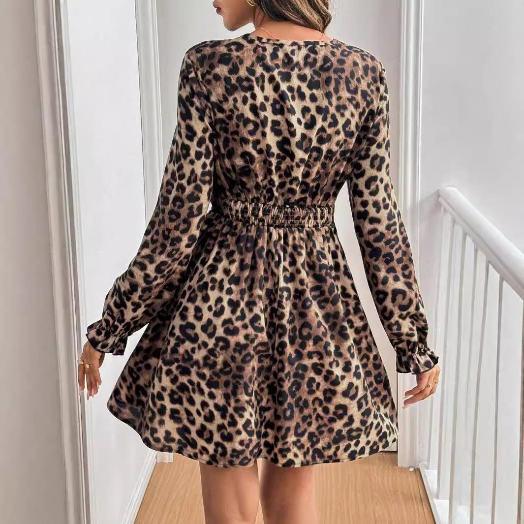 2025 French women's retro style V-neck leopard print long-sleeved lace patchwork long-sleeved dress