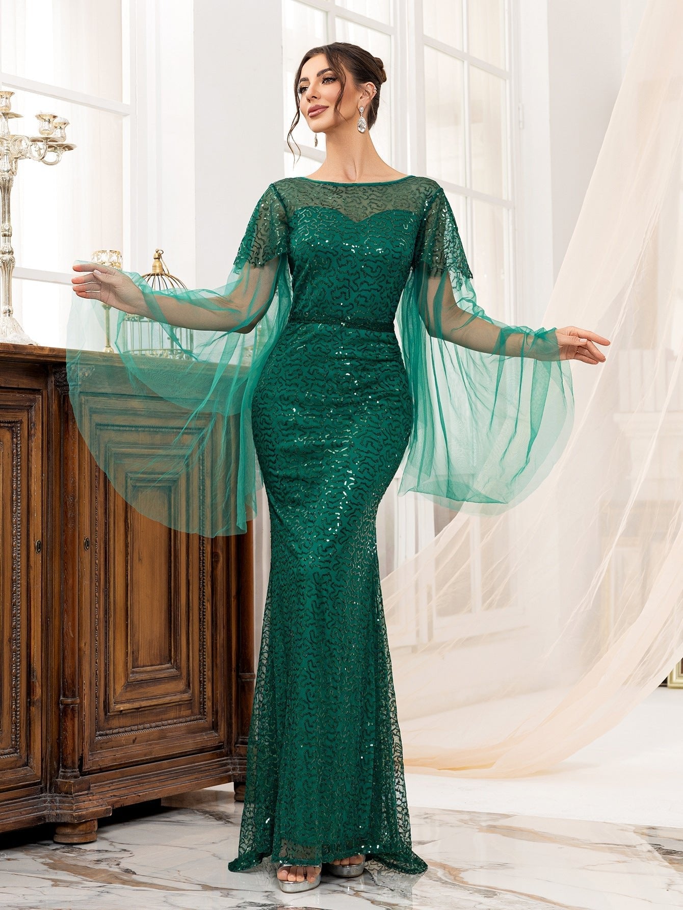 Backless green women's long-sleeved boat neck banquet sequined fishtail long evening dress