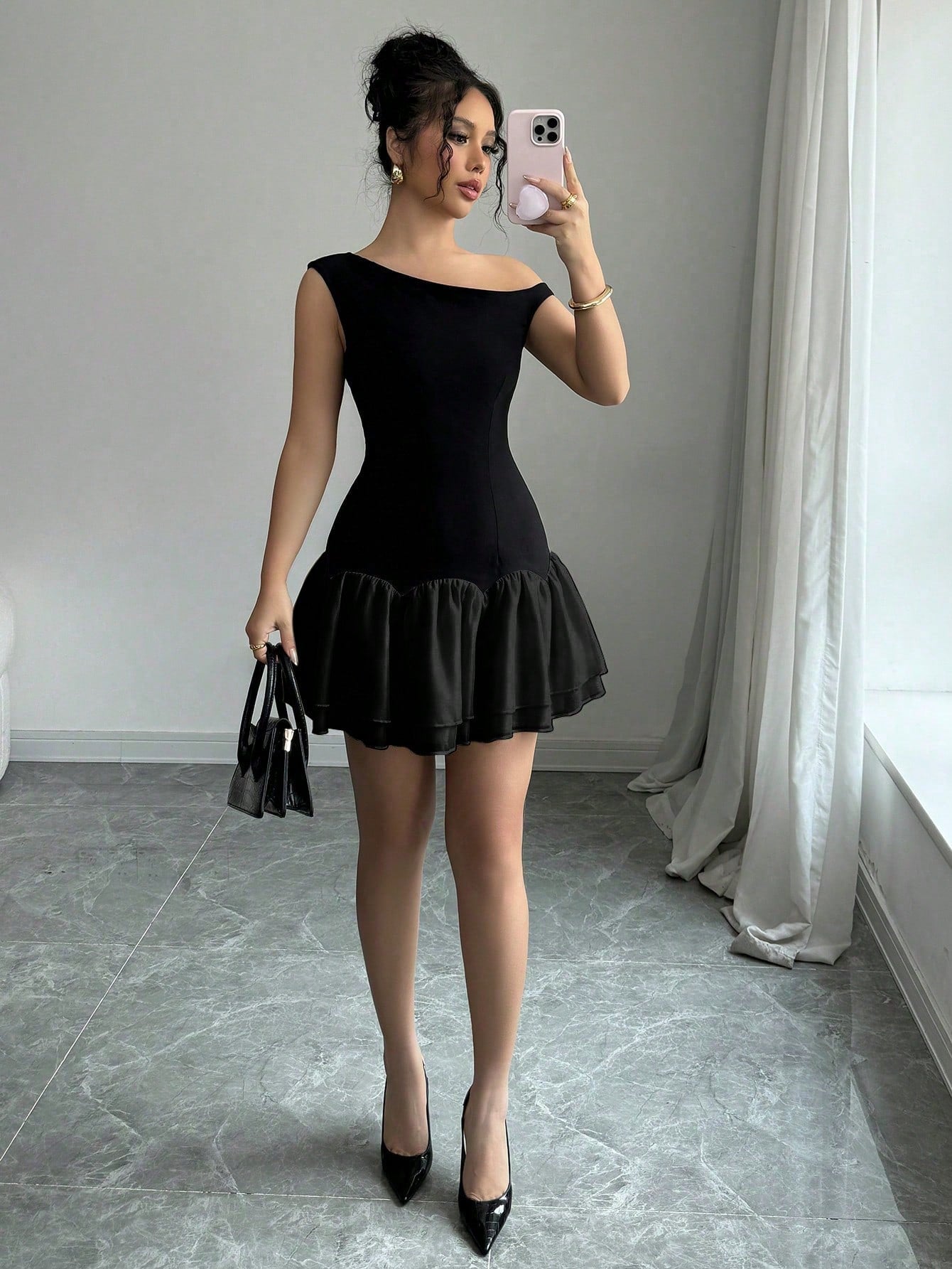 Dark And Light Color Block Woven Twill Splicing Organza Design Sleeveless Asymmetric Off-Shoulder New Women's Black Short Dress
