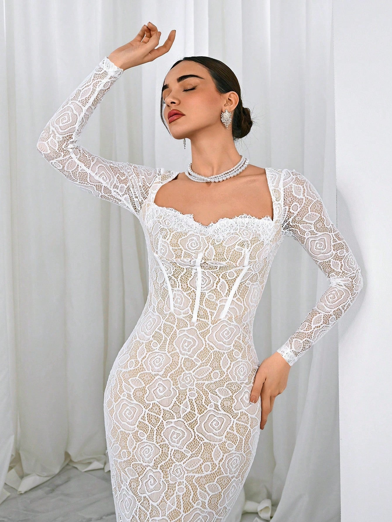 S-Shaped Lace Long Sleeve Cupped Corset Collar Slim Fitted Floor Length Black Dress