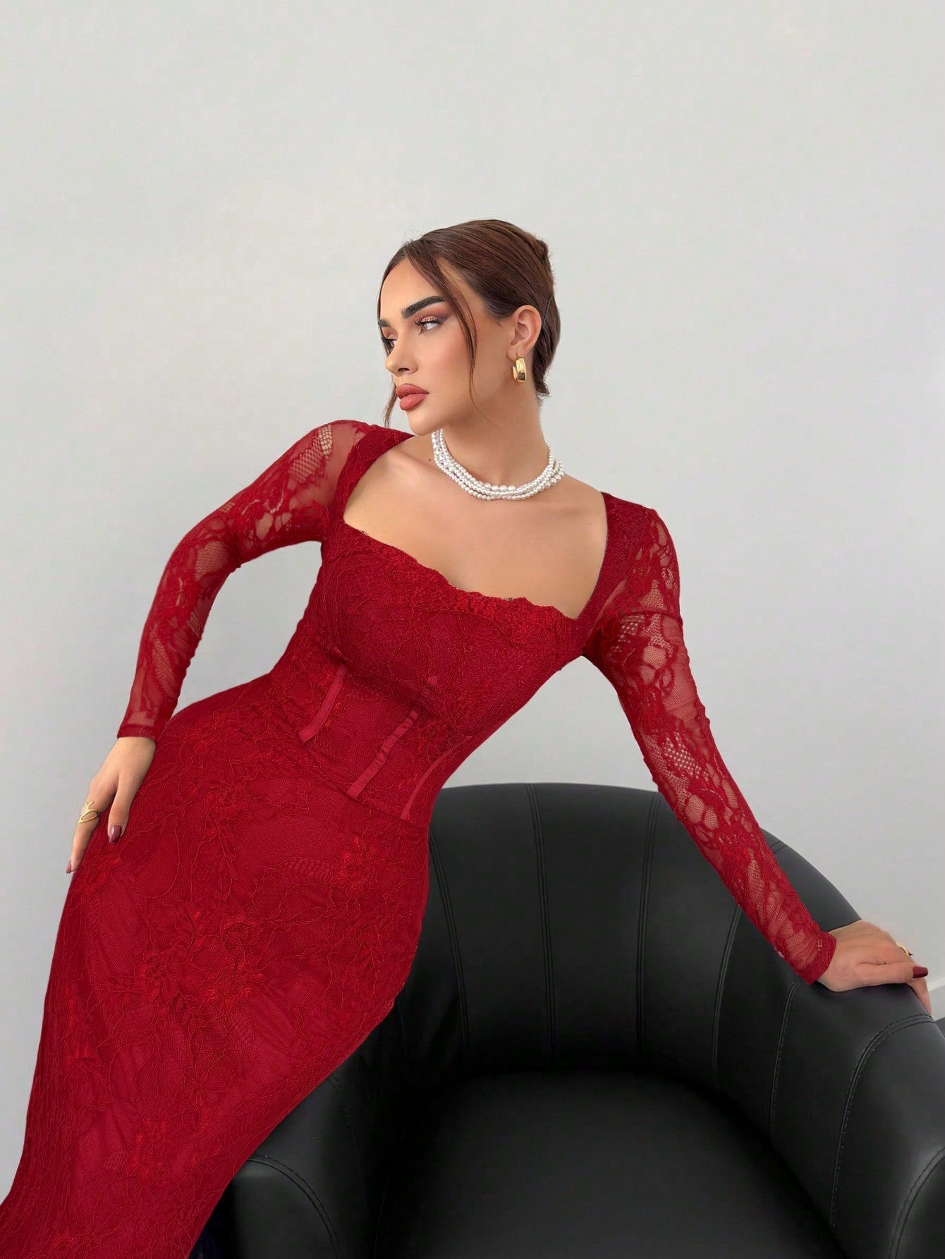 S-Shaped Lace Long Sleeve Cupped Corset Collar Slim Fitted Floor Length Black Dress