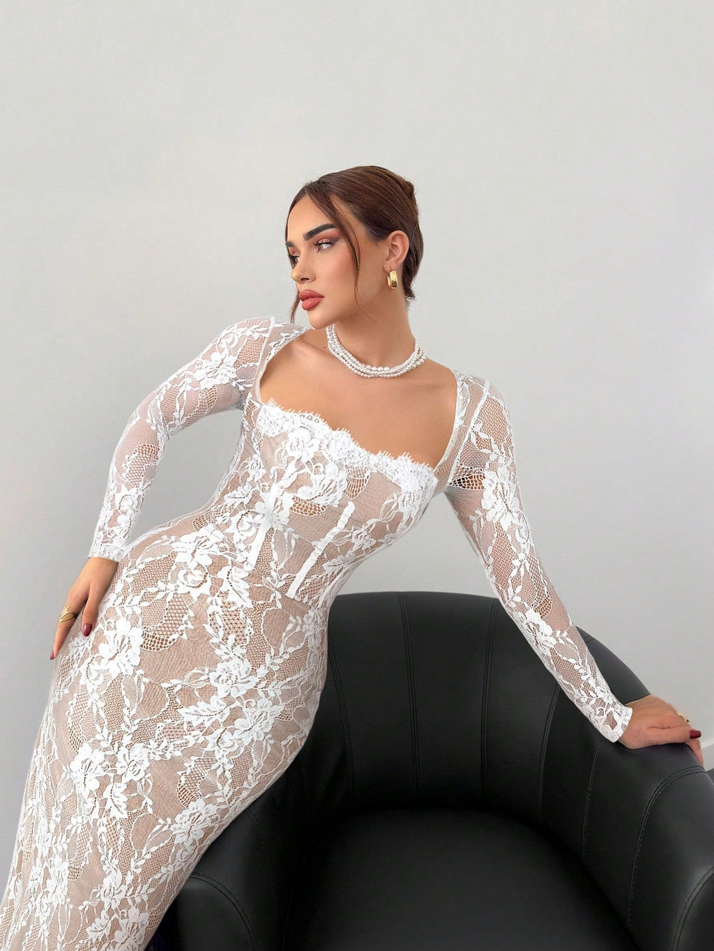 S-Shaped Lace Long Sleeve Cupped Corset Collar Slim Fitted Floor Length Black Dress