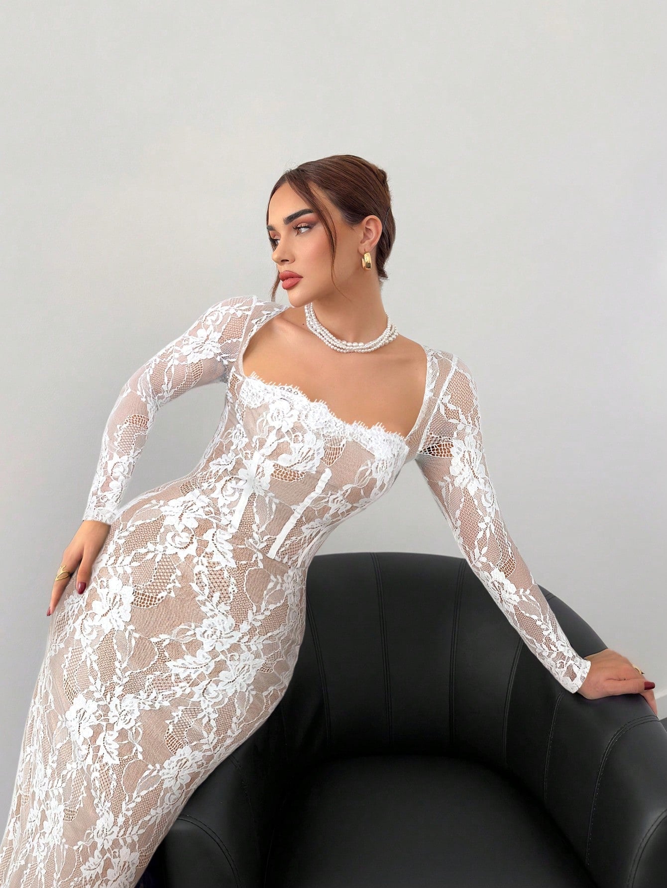 S-Shaped Lace Long Sleeve Cupped Corset Collar Slim Fitted Floor Length Black Dress